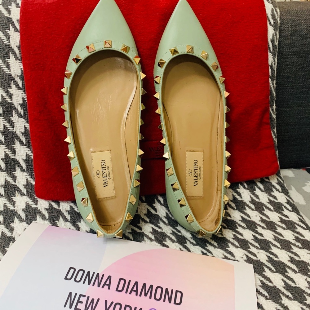 Valentino Leather Rockstud Flats 💯 💜 - Picture 3 of 5